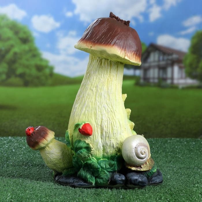 Садовая фигура из полистоуна «Гриб с ягодой и улиткой», 32.5×19×26 см