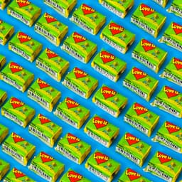 Жевательная резинка Love is «Яблоко и лимон», 4.2 г