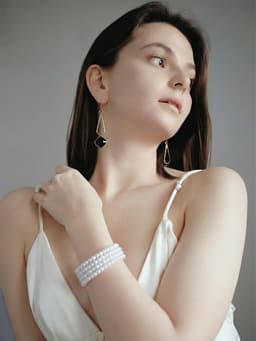 Серьги висячие со стразами «Капля с ромбом», цвет чёрный в розовом золоте, 7.2 см