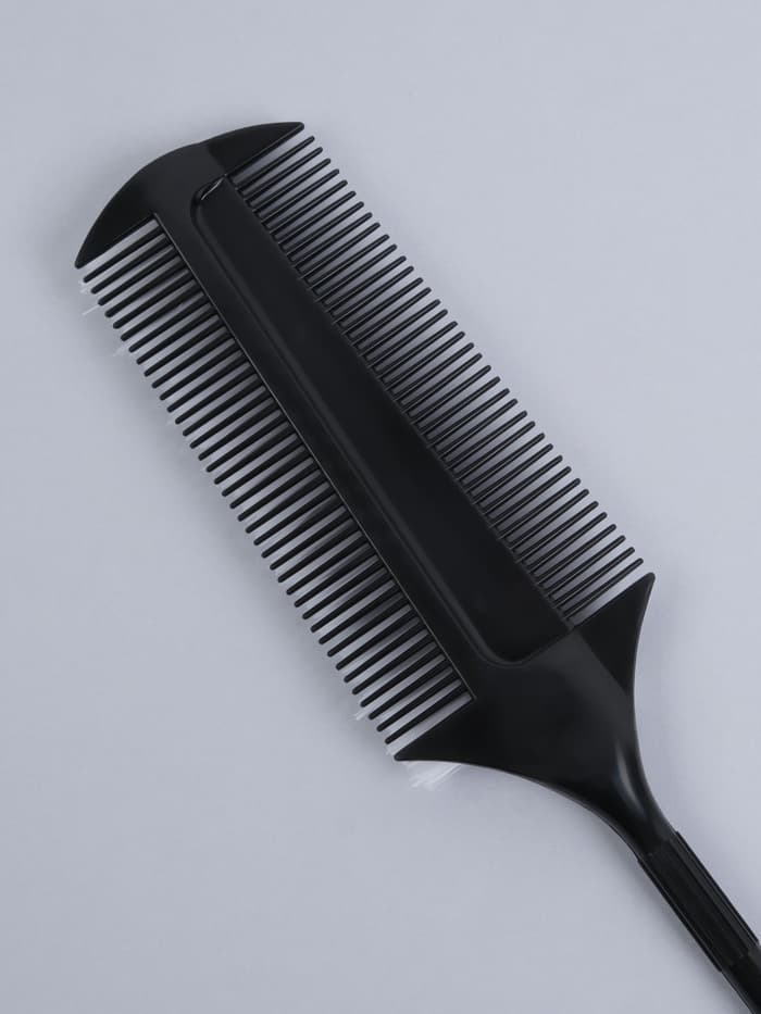 Расчёска для окрашивания, с хвостиком, 23×4 (±1) см, чёрная