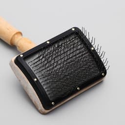 Щетка - пуходёрка «Премиум», основание 80×60 мм, без капель, для длинношерстных животных, дерево