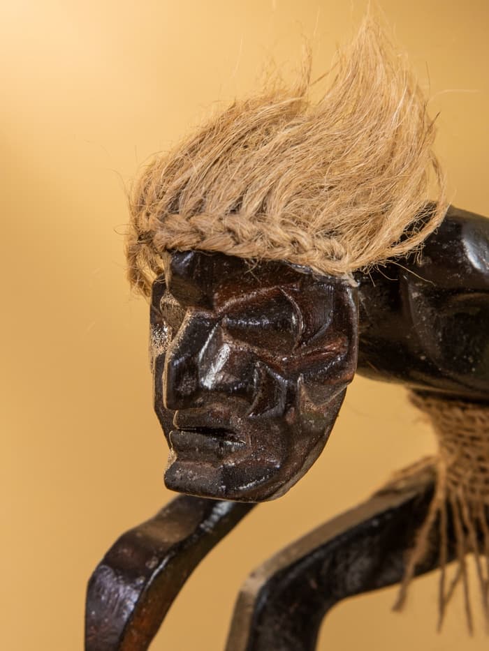 Сувенир «Абориген на скейте», 20 см, дерево