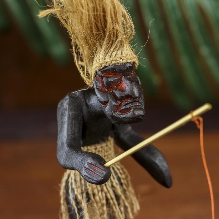 Сувенир «Абориген-рыбак», 22 см, дерево