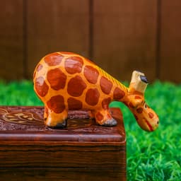 Сувенир «Жираф Стёпа подглядывает», 11×8×4.5 см, дерево