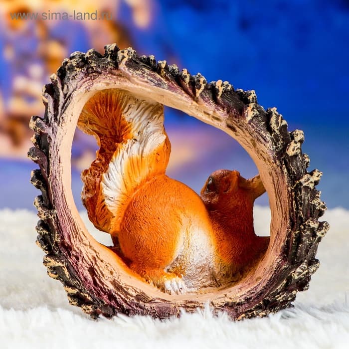 Садовая фигура из полистоуна «Белка в шишке», 25×20×14 см