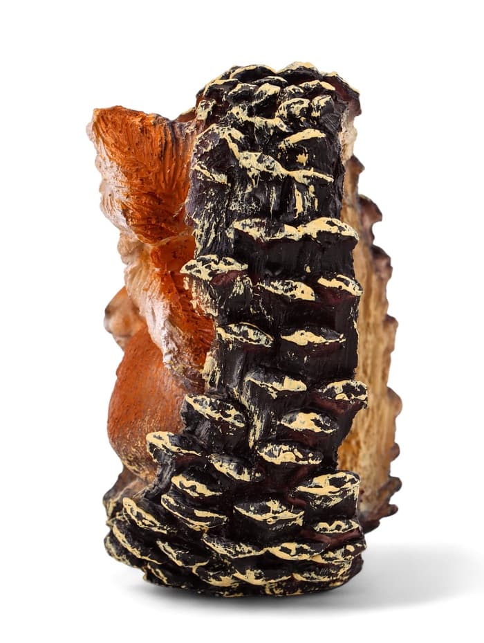 Садовая фигура из полистоуна «Белка в шишке», 25×20×14 см