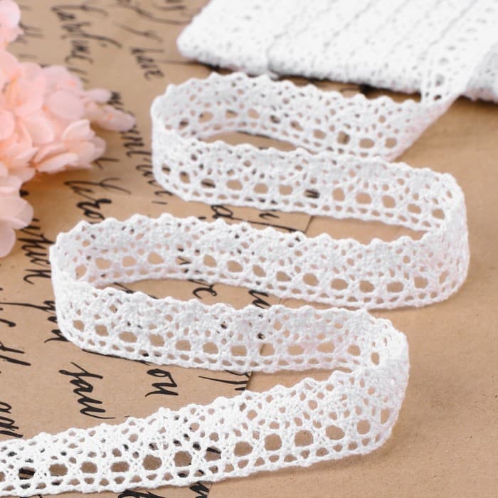 Кружево вязаное, 15 мм, 15±1 м, белое