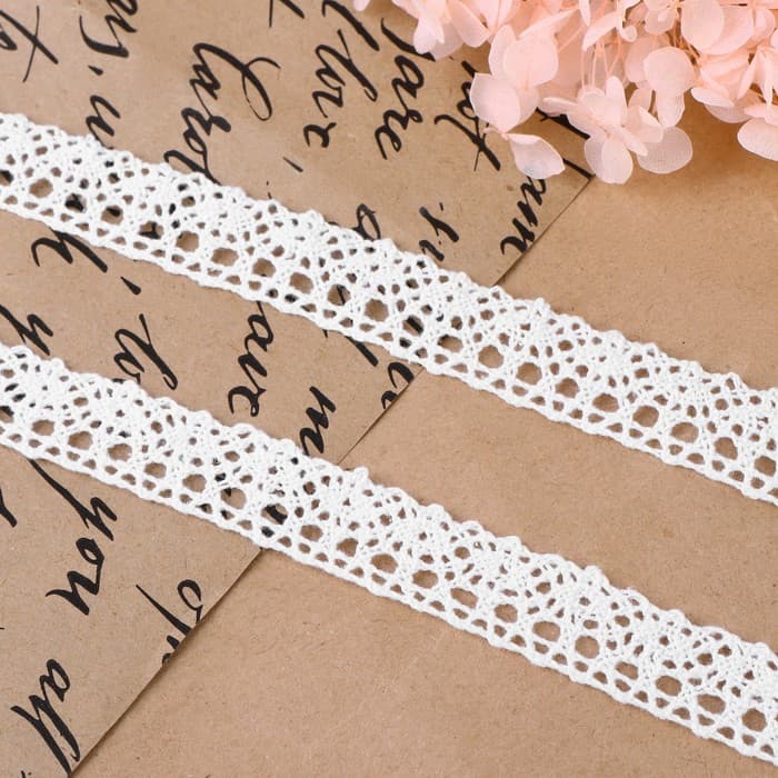 Кружево вязаное, 15 мм, 15±1 м, белое