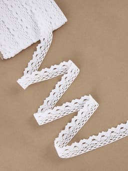 Кружево вязаное, 25 мм, 15±1 м, белое