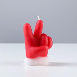 Свеча декоративная «Новогодний привет: варежка Деда Мороза», 6×5×9.5 см