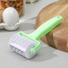 Валик для нарезки теста Доляна «Яркий», 17×8×4.5 см, фактурный, пластик, зелёный