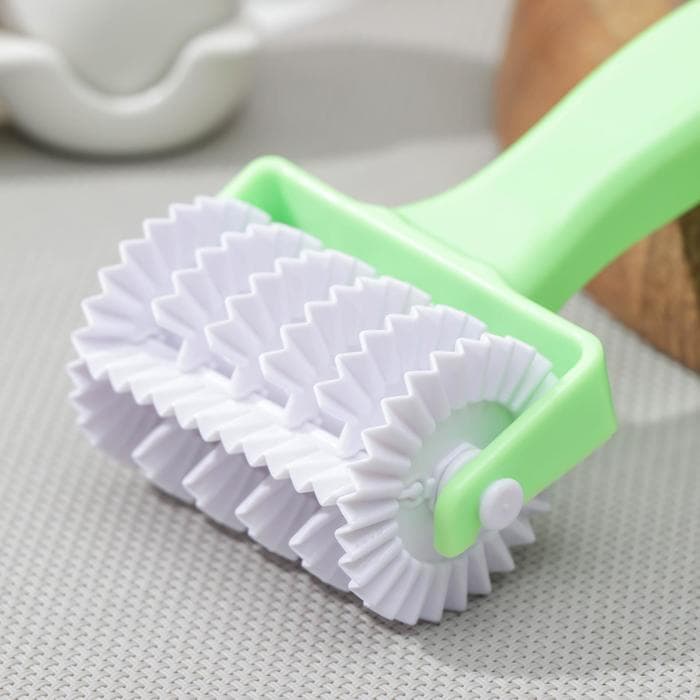 Валик для нарезки теста Доляна «Яркий», 17×8×4.5 см, фактурный, пластик, зелёный