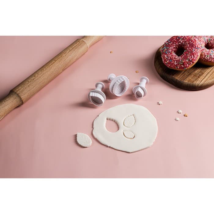 Плунжеры кондитерские Доляна «Листья», набор 3 шт., пластик, белые