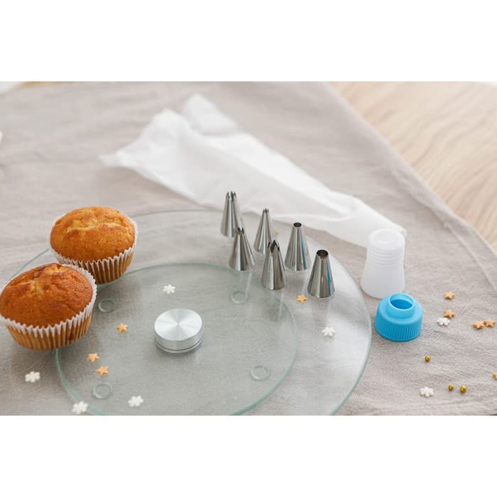 Набор кондитерский Доляна, 7 предметов: мешок 24 см, 6 насадок d=1.8 см, насадки и МИКС