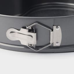 Форма для выпечки Доляна «Элин. Сердце», 28.5×25.5×6.6 см, разъёмная, антипригарное покрытие, серая