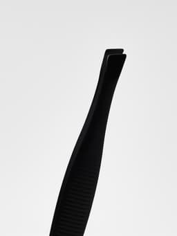 Пинцет скошенный, узкий, 8.5 см, чёрный