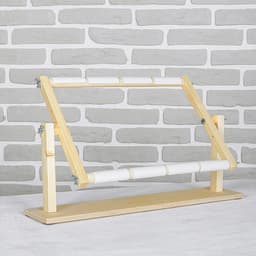 Пяльцы-рамка для вышивания, 30×40 см, с подставкой, цвет светлое дерево