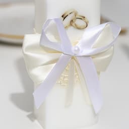 Набор свечей свадебных «Кружевной с бантиком», 3 шт., шампань, очаг - 6.8×15 см; родительские - 1.8×17.5 см