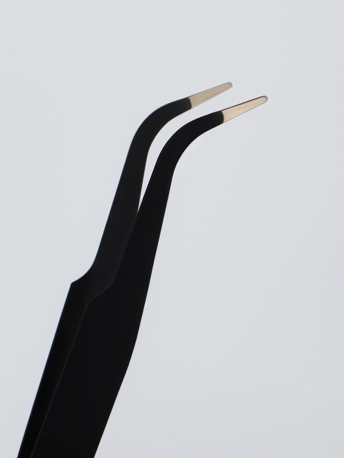 Пинцет для наращивания ресниц, загнутый, 12 см, чёрный