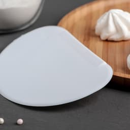 Шпатель кондитерский Доляна, 15×10 см, пластик, белый