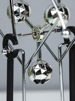 Маятник настольный антистресс «Вечный двигатель», 20×16×11 см, МИКС