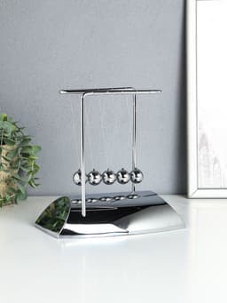 Маятник настольный антистресс «Шары Ньютона. Колыбель техно», хром, 19×19×10 см