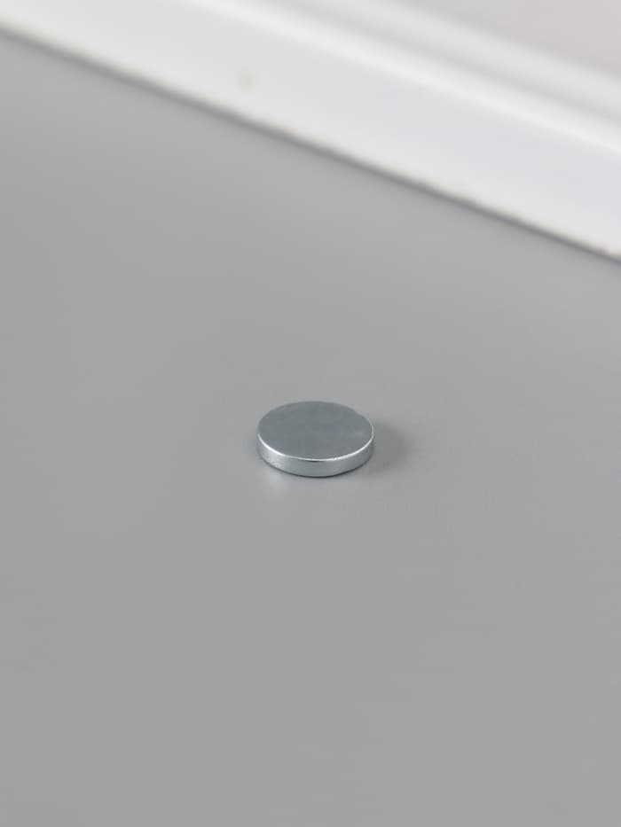 Магнит технический неодимовый (магнитит на обе стороны), серебристый, 10×2 мм