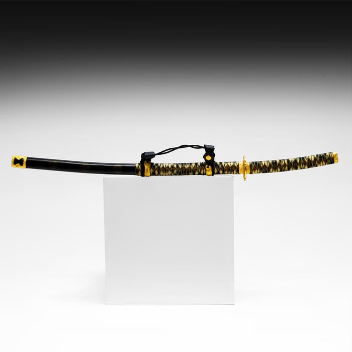 Макет оружия «Сувенирная катана. Ветер», чёрные ножны, золотистая обмотка, 102 см