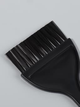 Кисть для окрашивания волос, широкая, 21×6 (±1) см, чёрная