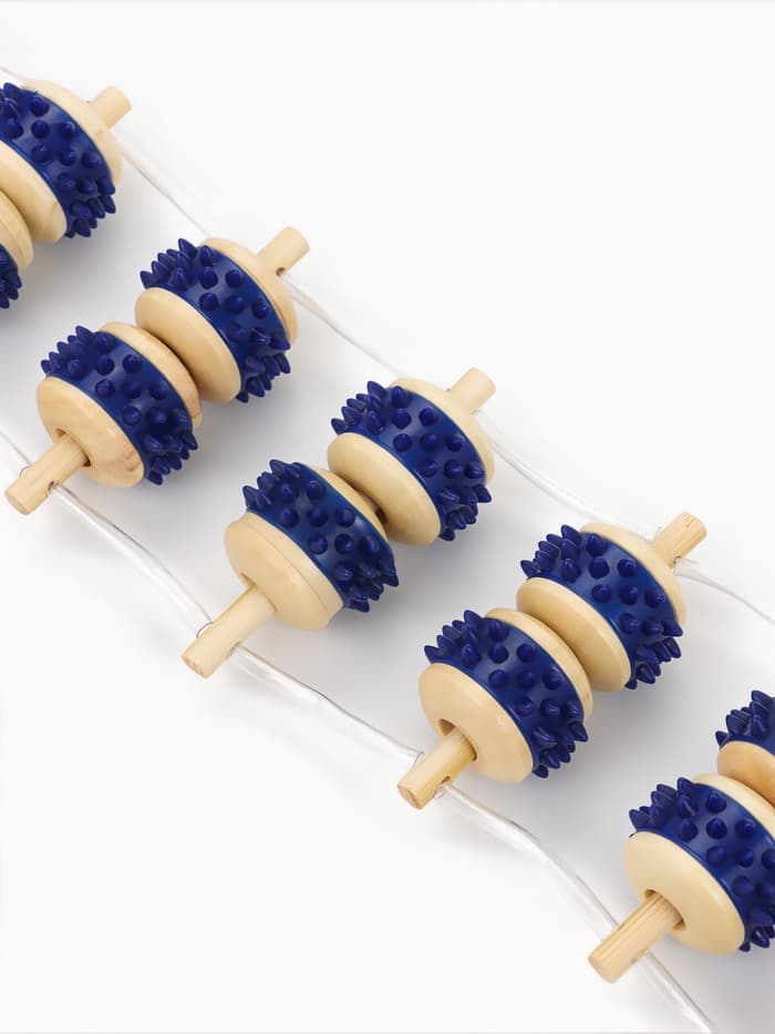 Массажёр-лента для спины, 9 звеньев, деревянный, с шипами, 84×7.5×3 см, МИКС