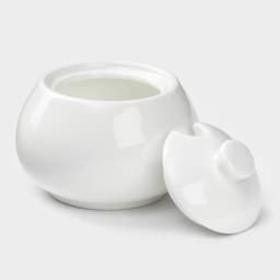 Сахарница с крышкой Wilmax, 210 мл, фарфор, белая