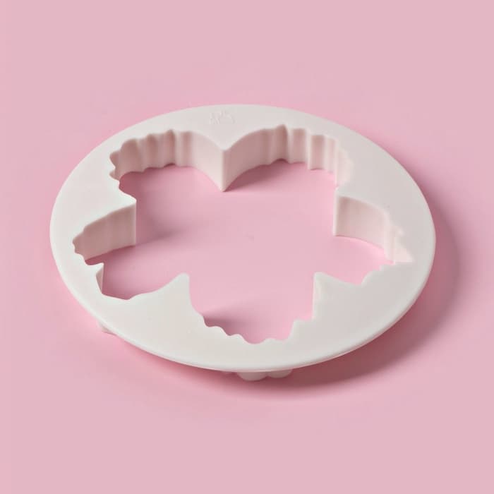 Формы для вырезания теста и мастики Доляна «Пионы», набор 4 шт.: d=8.5/10 /11.5/14.5 см, пластик, белые