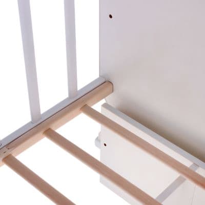 Детская кровать «Морозко», на качалке с поперечным маятником, белая