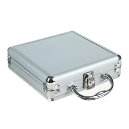 Покер в металлическом кейсе (2 колоды, фишки 100 шт. с номиналом, 5 кубиков), 20×20 см