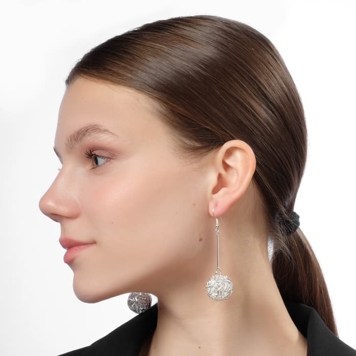 Серьги висячие «Шарик», переплетение, цвет светлое серебро, 6.5 см