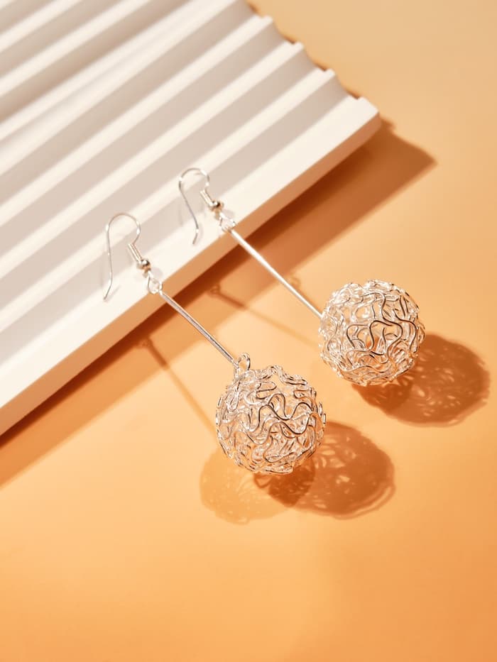 Серьги висячие «Шарик», переплетение, цвет светлое серебро, 6.5 см