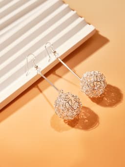 Серьги висячие «Шарик», переплетение, цвет светлое серебро, 6.5 см