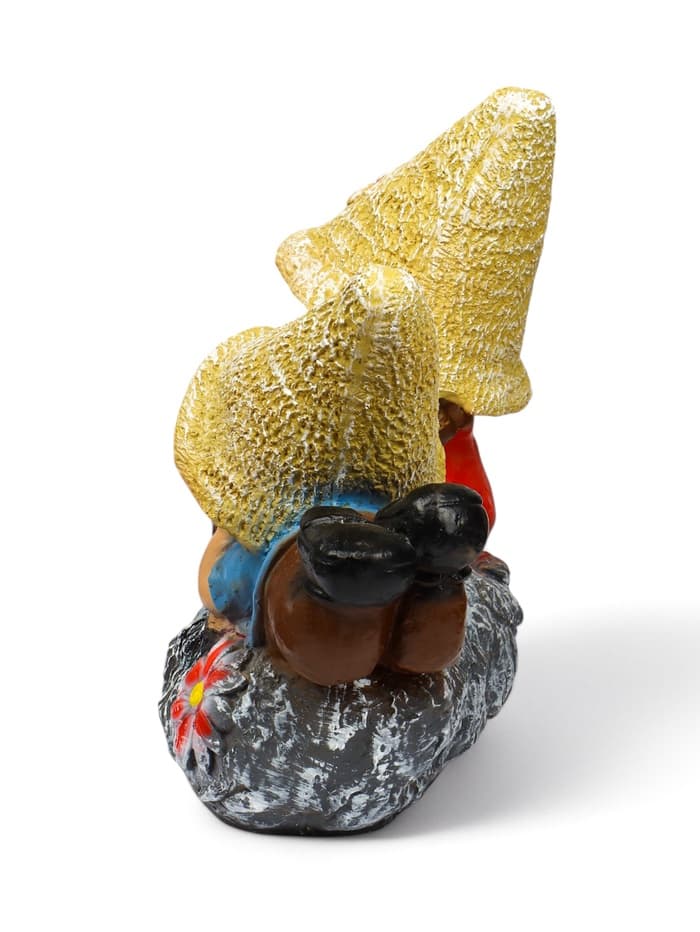 Садовая фигура из полистоуна «Девочка с мальчиком на камне», 42×22×41 см