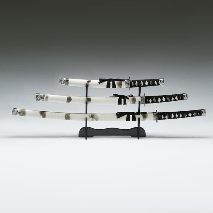 Макет оружия «Сувенирные катаны на подставке 3в1. Белая дымка глянец», подарочный набор, ножны дерево, 51 см; 77 см; 104 см