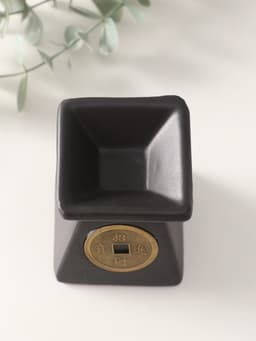 Аромалампа для эфирных масел «Монета», керамика, 8×7.5×7.5 см, МИКС