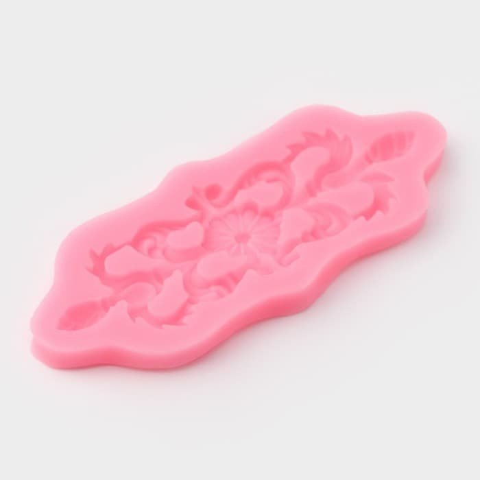 Молд для заливки Доляна «Лепнина», силикон, 13×5.5 см, розовый