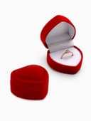 Футляр под кольцо, серьги «Сердце с рамкой из точек», бархатный, 5×5 см (±0.5 см ), красный