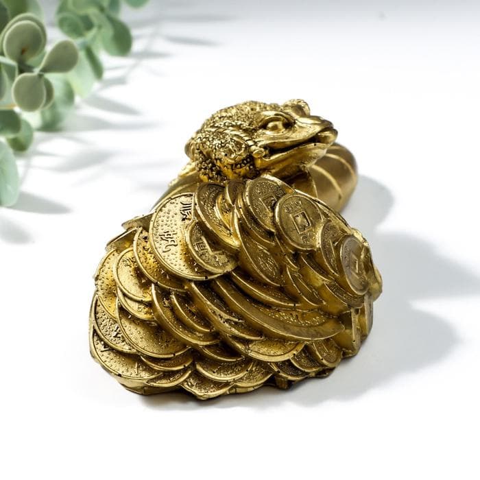 Нэцкэ фигурка «Жаба на роге изобилия», полистоун, под бронзу, 4.5×6.5×12.5 см