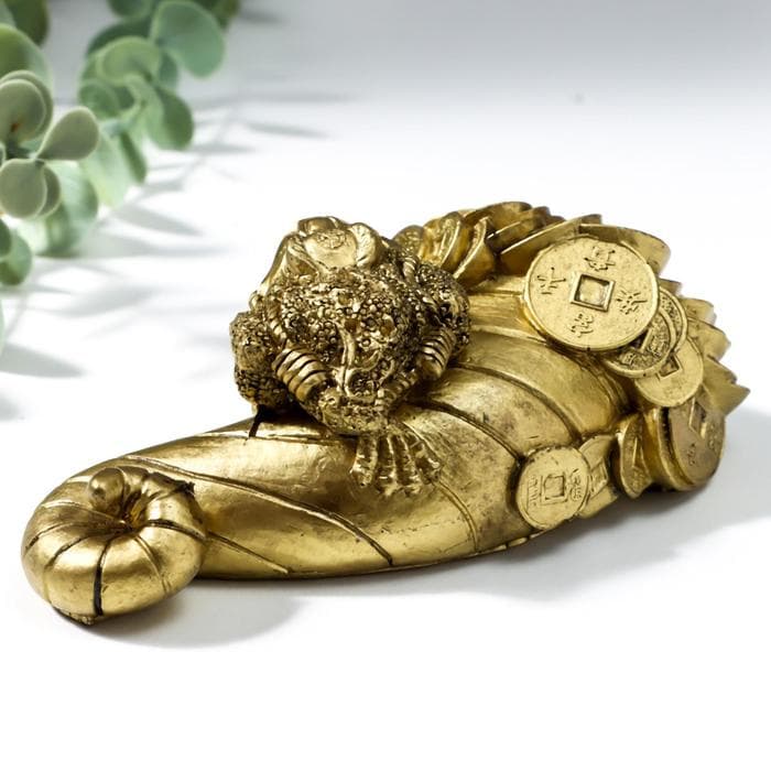 Нэцкэ фигурка «Жаба на роге изобилия», полистоун, под бронзу, 4.5×6.5×12.5 см