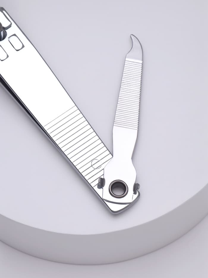 Кусачки книпсер педикюрные, с пилкой, 8 см, на блистере