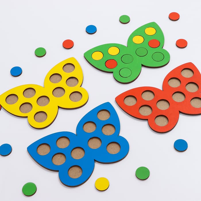 Мозаика «Бабочки», 4 бабочки, 40 кружков d=2 см