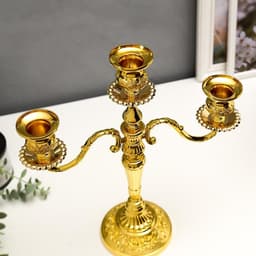 Металлический подсвечник на 3 свечи «Канделябр. Орнамент из роз», 36×31.5×12.5 см