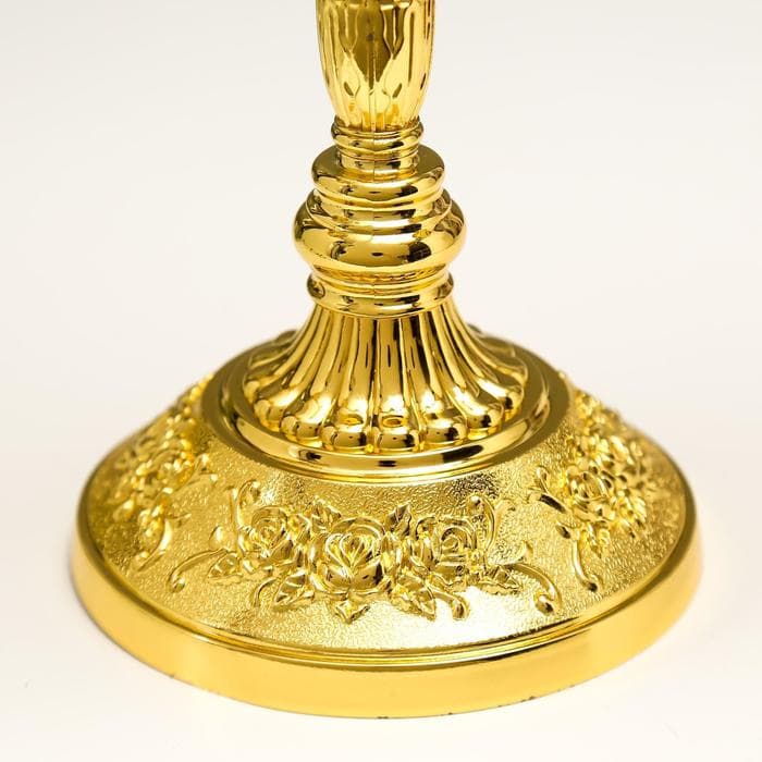 Металлический подсвечник на 3 свечи «Канделябр. Орнамент из роз», 36×31.5×12.5 см