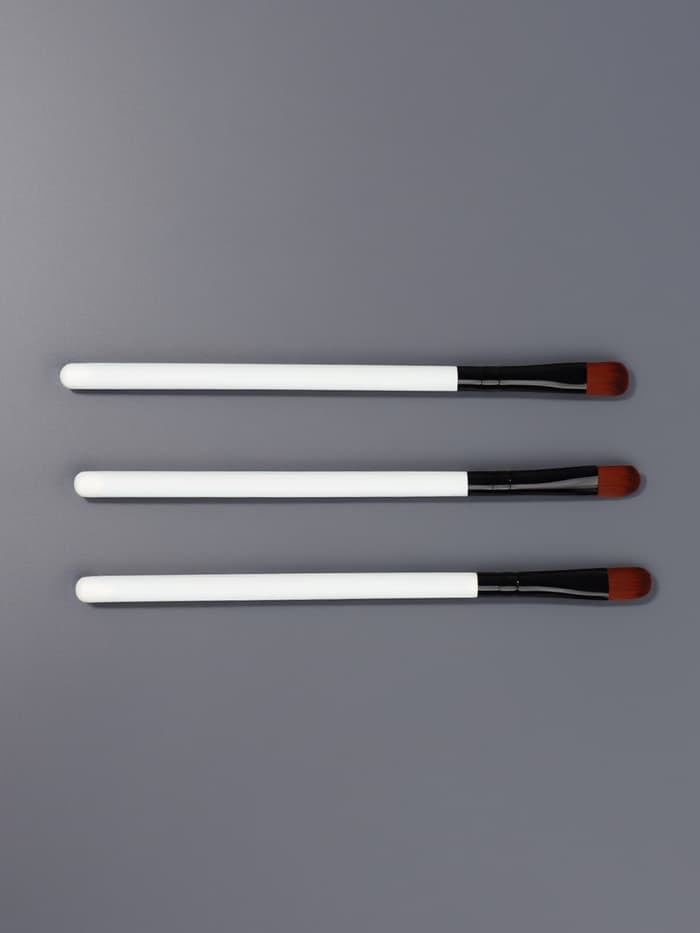 Набор кистей для макияжа SMOKY, 3 шт., 13(±1) см, белый, чёрный