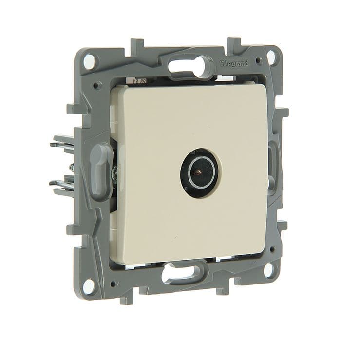 Розетка ТВ Legrand Etika, скрытая, одноместная, 2 дБ, тип «звезда», слоновая кость, 672351